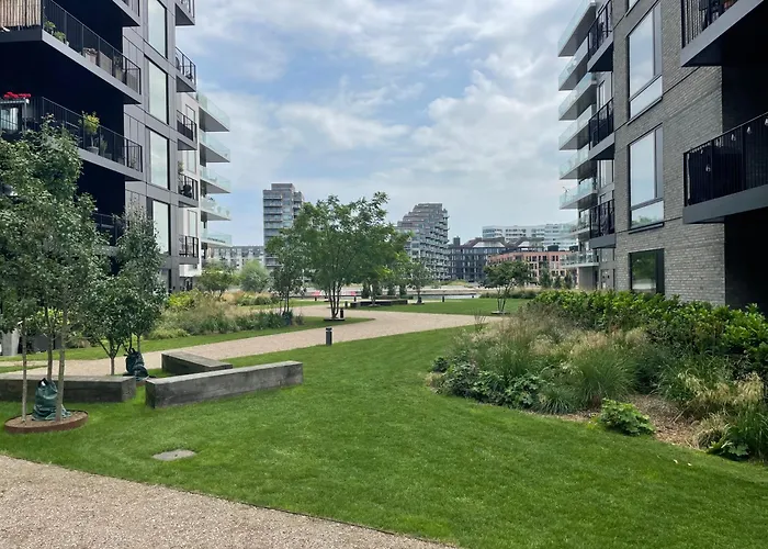 Luksuslejlighed Pa 7 Sal Med Elevator, Vestvendt Altan Og Udsigt Over Havn Og